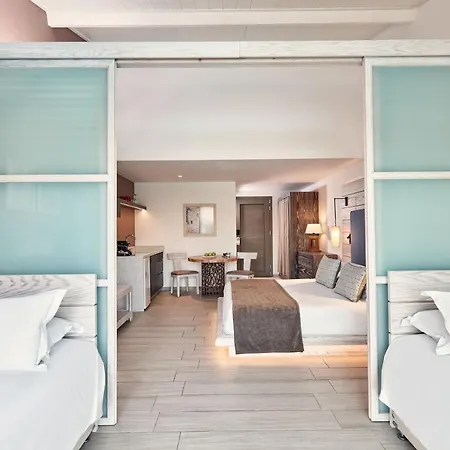 Resort Mare 5*