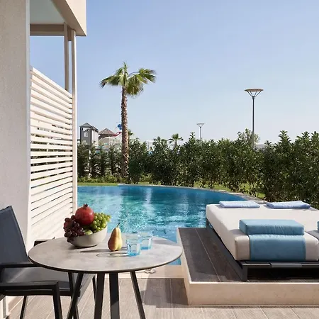 Rezort Mare 5*